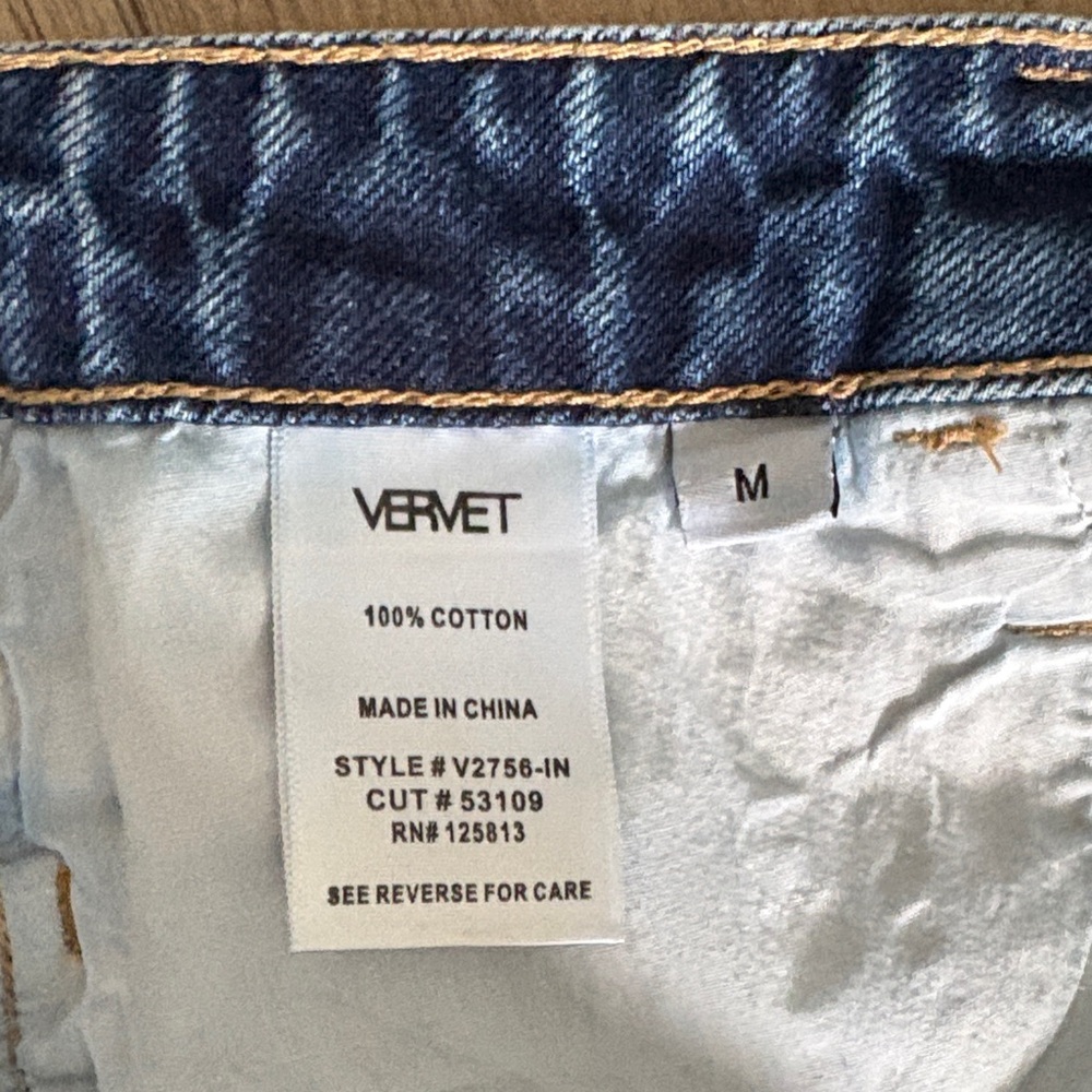 Distressed Denim Shorts - Picture 7 of 7